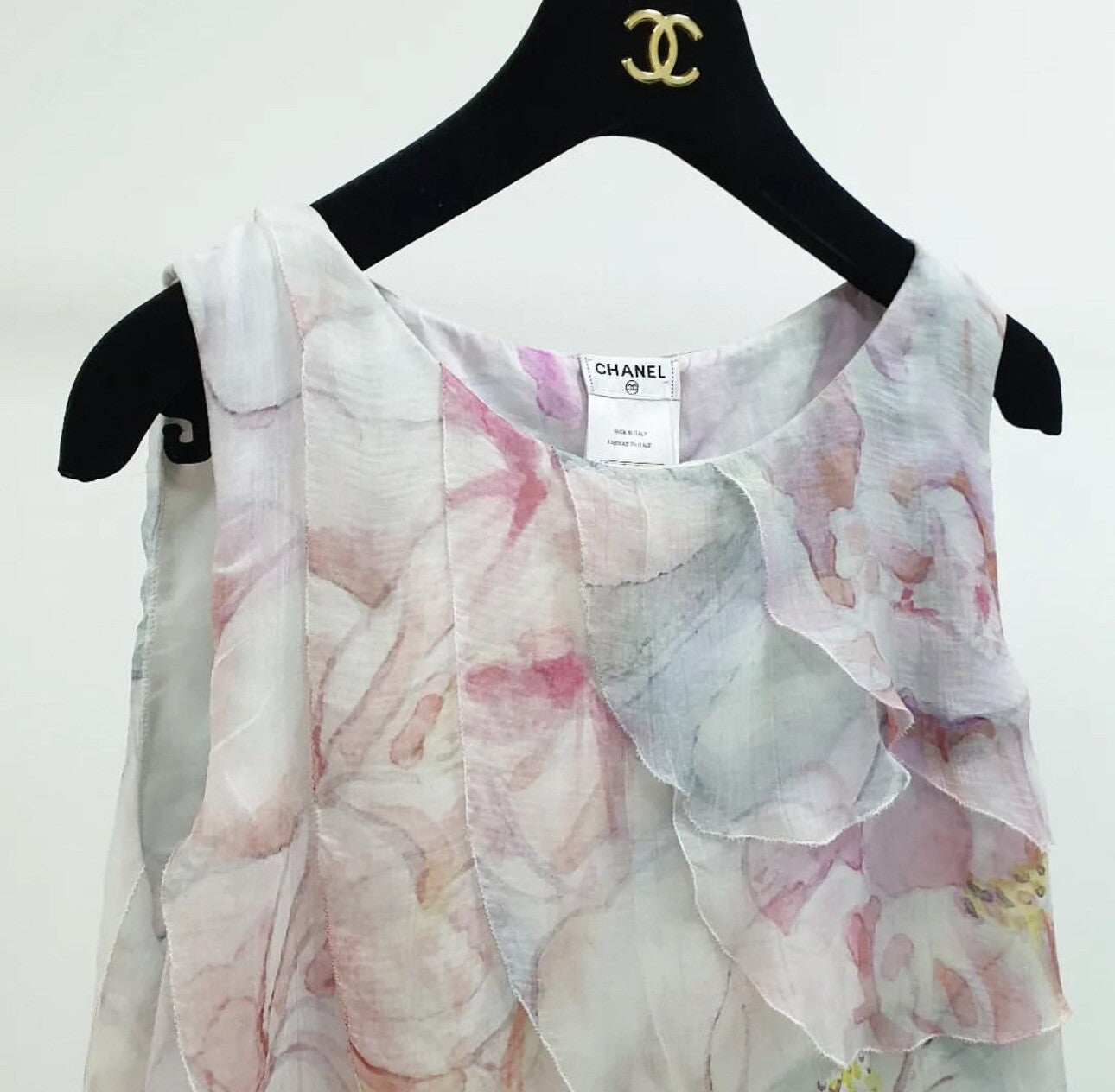 Chanel Multicolor Floral Print Ruffle Silk Blouse Sz.40