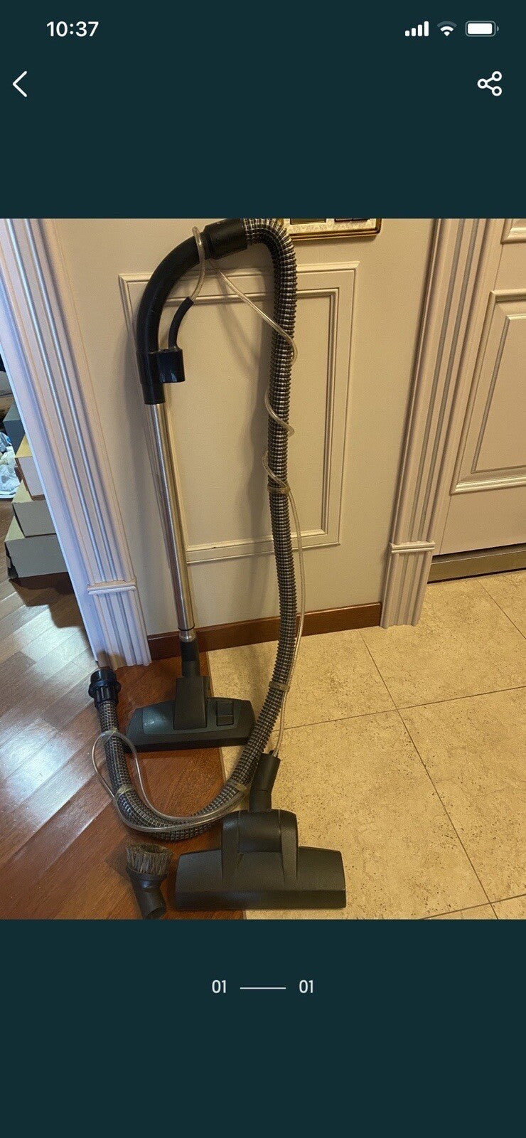 HYLA GST Swarovski-Encrusted Vacuum Cleaner