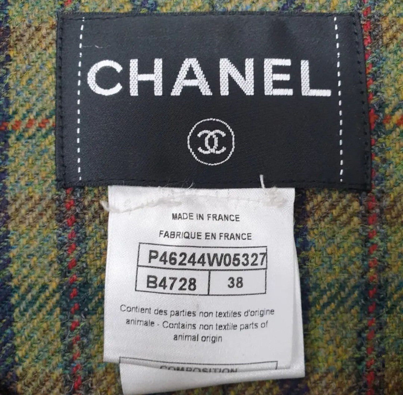 Chanel Paris-Edinburgh Python-Trimmed Jacket Sz.38