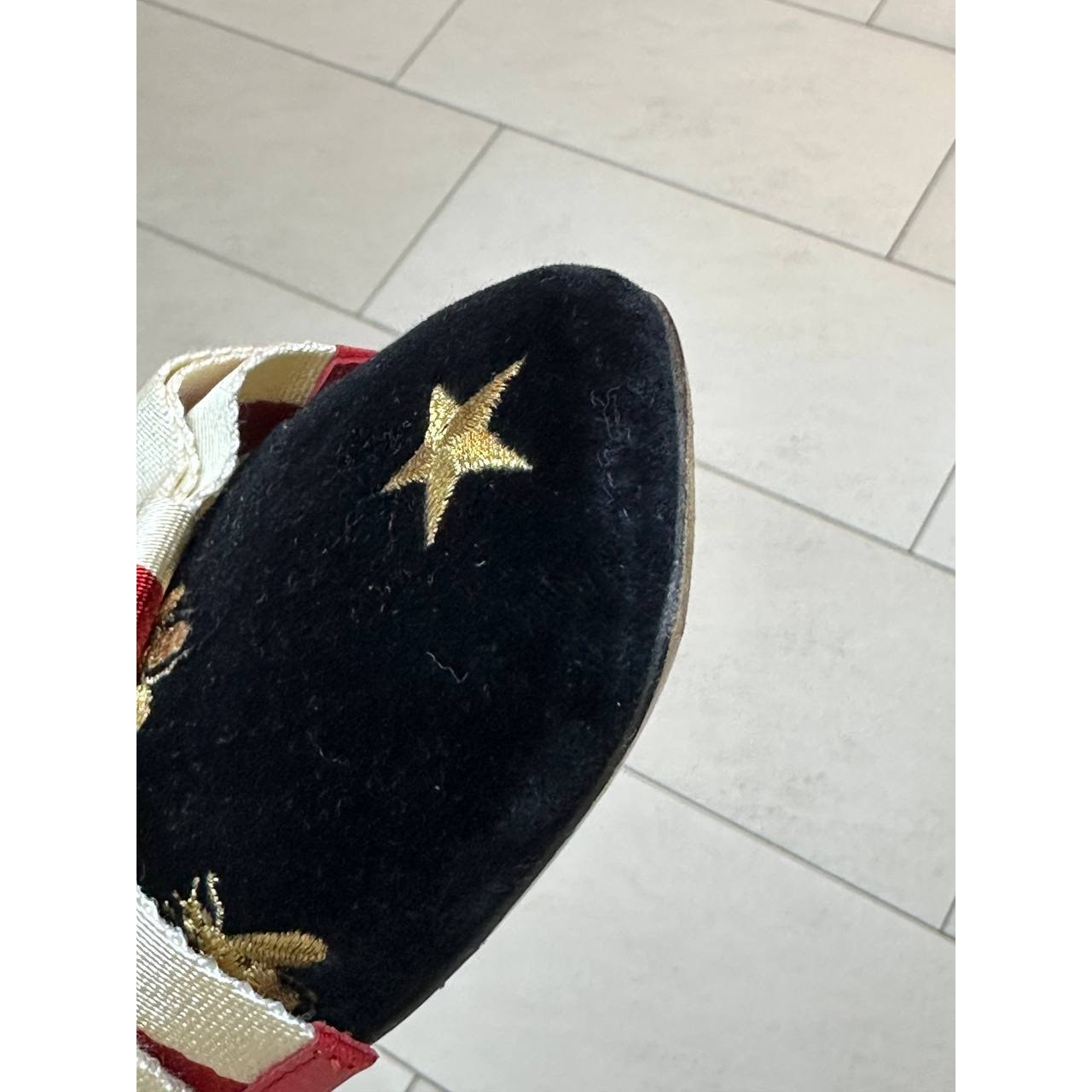 Gucci Women's Black Velvet Emellished Bow Mules sz.36.5 Pre-owned