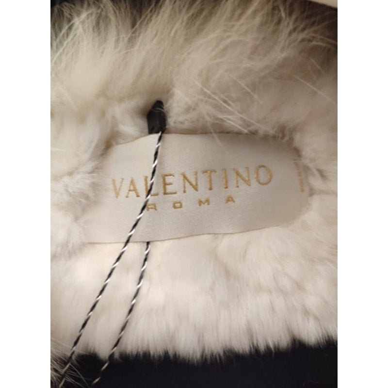 Valentino Roma Luxurious White Faux Fur Coat - Size XL Pre-owned