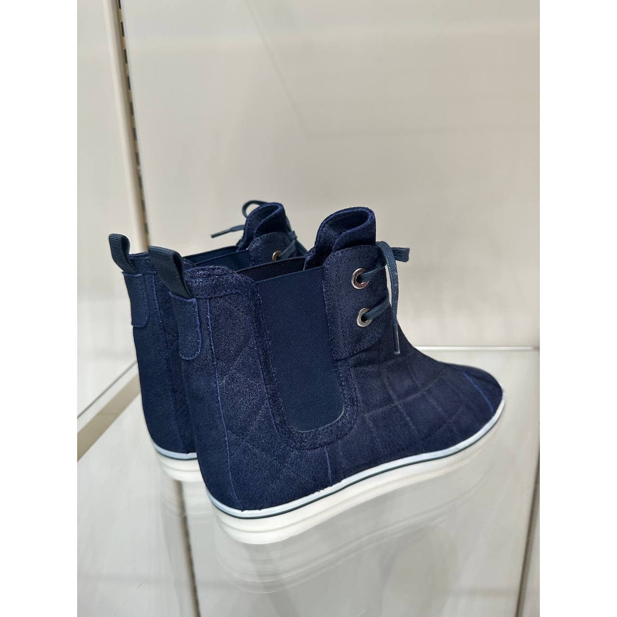 Chanel Navy Quilted High-Top Sneakers - EU 36.5 Pre-owned
