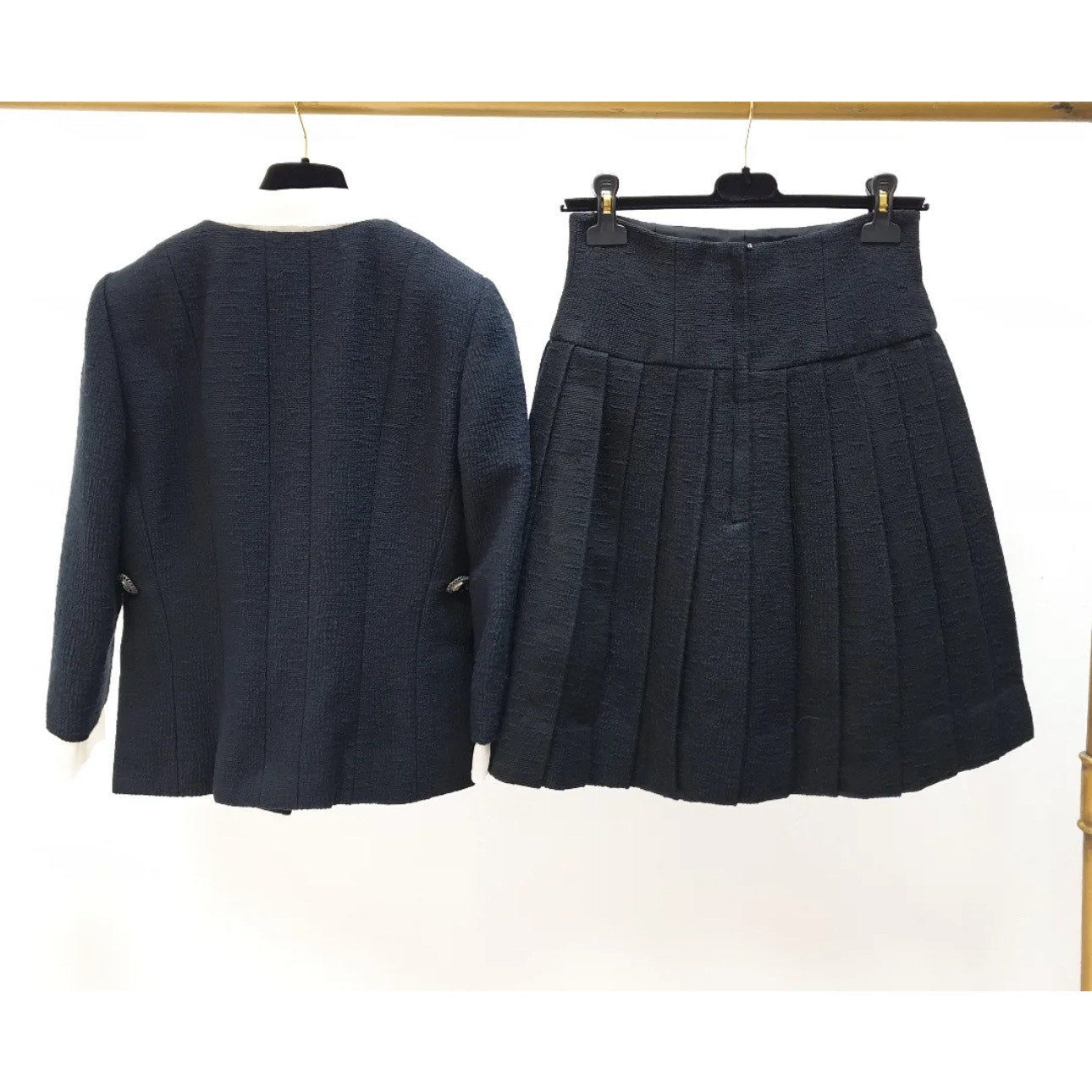 Chanel Spring 2010 Bow Skirt Jacket Suit Sz.36, Skirt Sz.38 Pre-owned