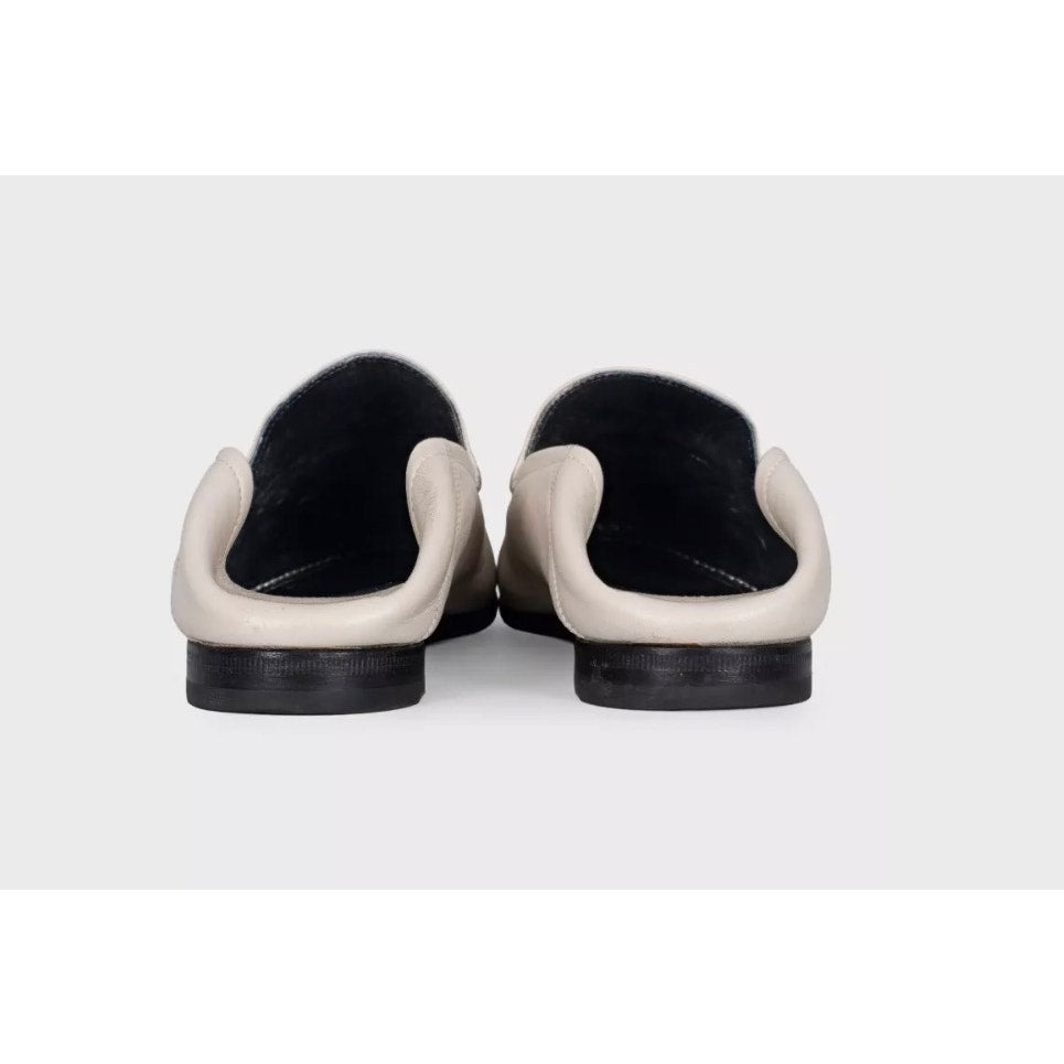 Gucci White Leather Loafers - Size 38 (US 8) Pre-owned