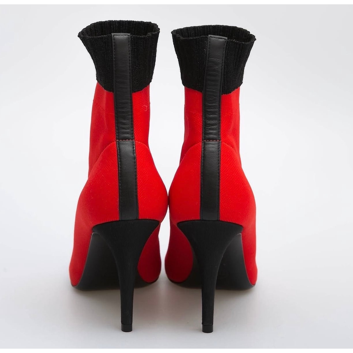 NWOB Chanel 2019 Red & Black Knit Sock Booties, Size 41 pre-owned