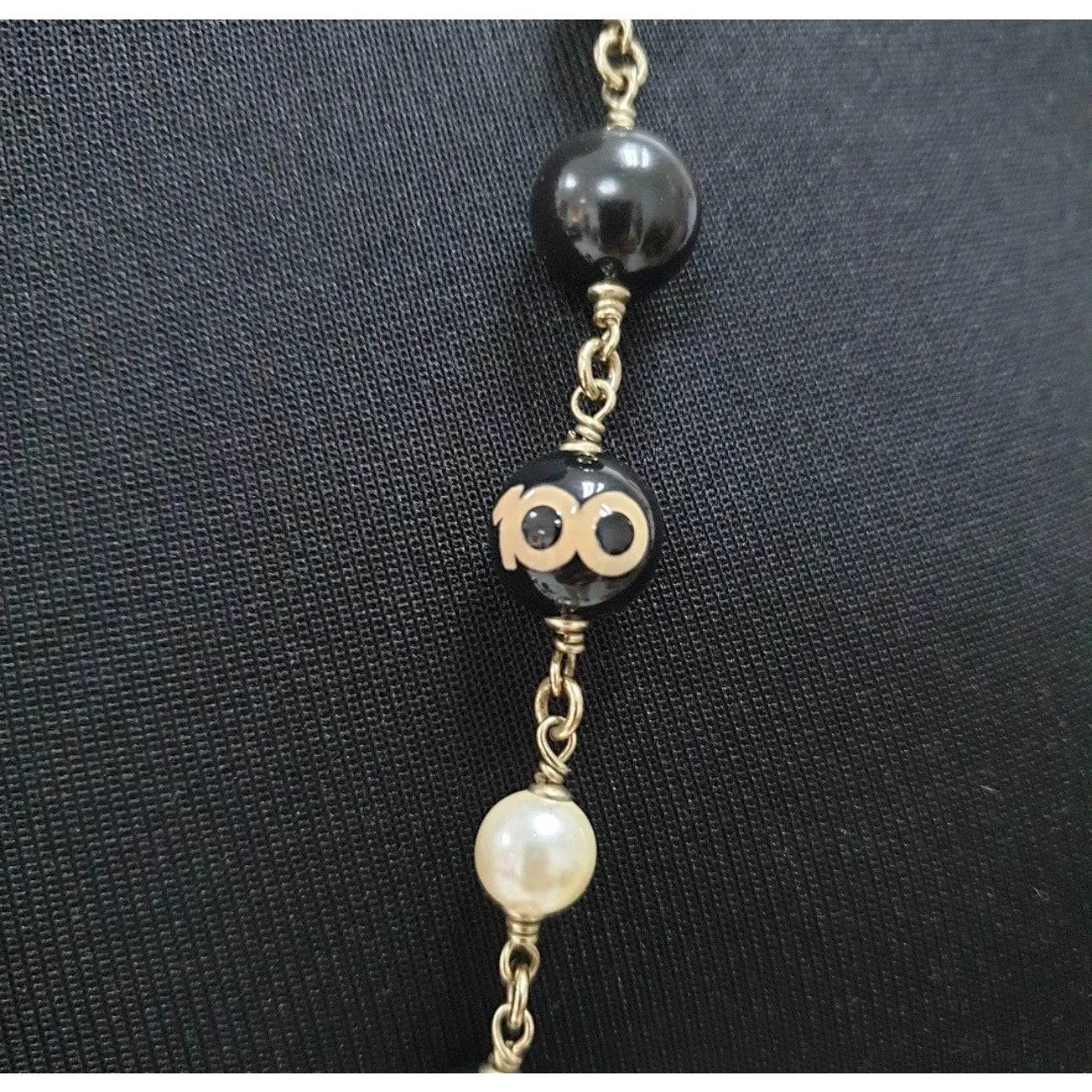 Chanel 2010 CC Gold Metal Necklace Pre-owned