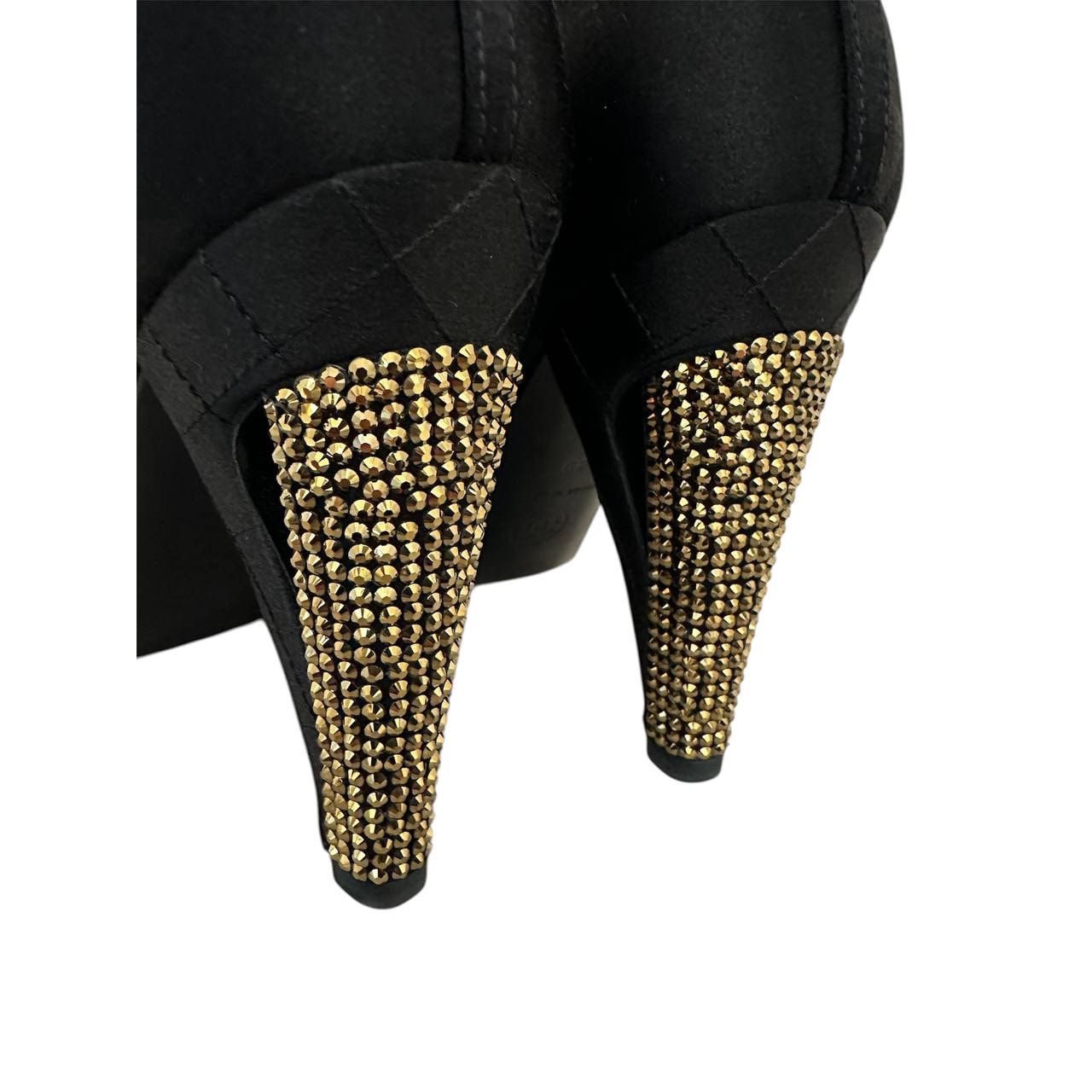 Chanel Black Satin Pumps with Dazzling Crystal Heels - Size 39 EU Pre-owned