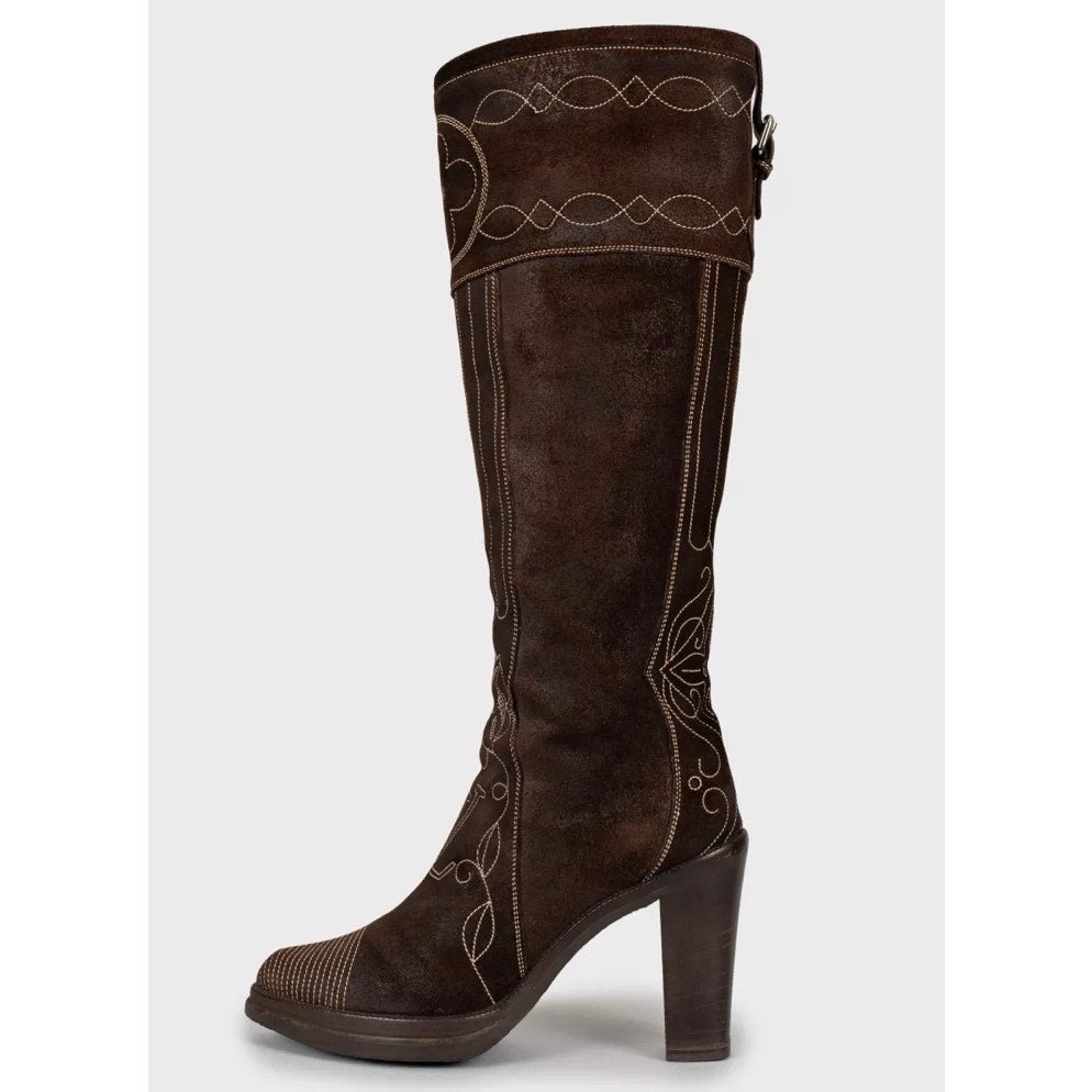 Louis Vuitton Suede Boots with Contrast Stitching – Size 38 pre-owned