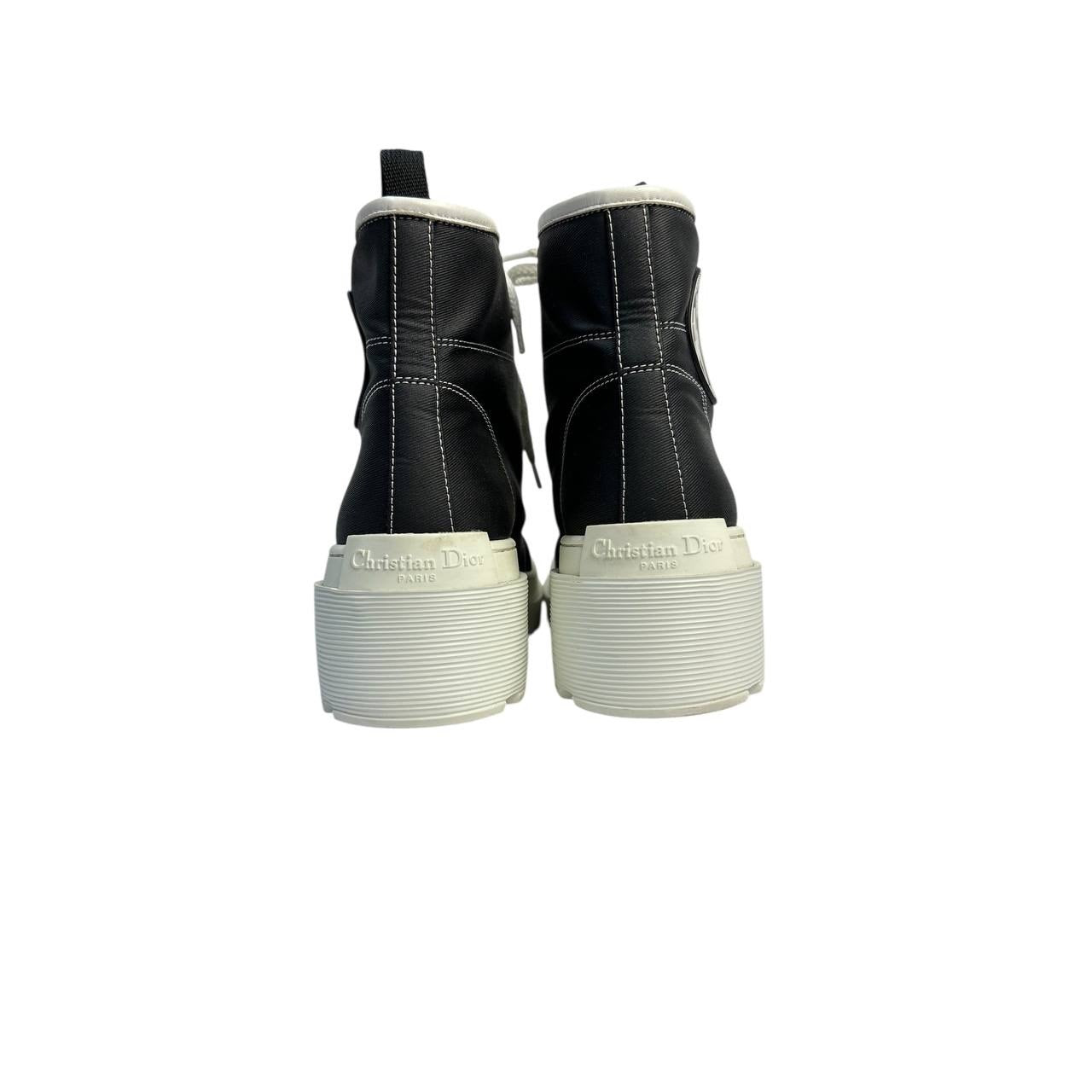 Dior D-Rise Black and White Lace Up Boots - Size 40 Pre-owned