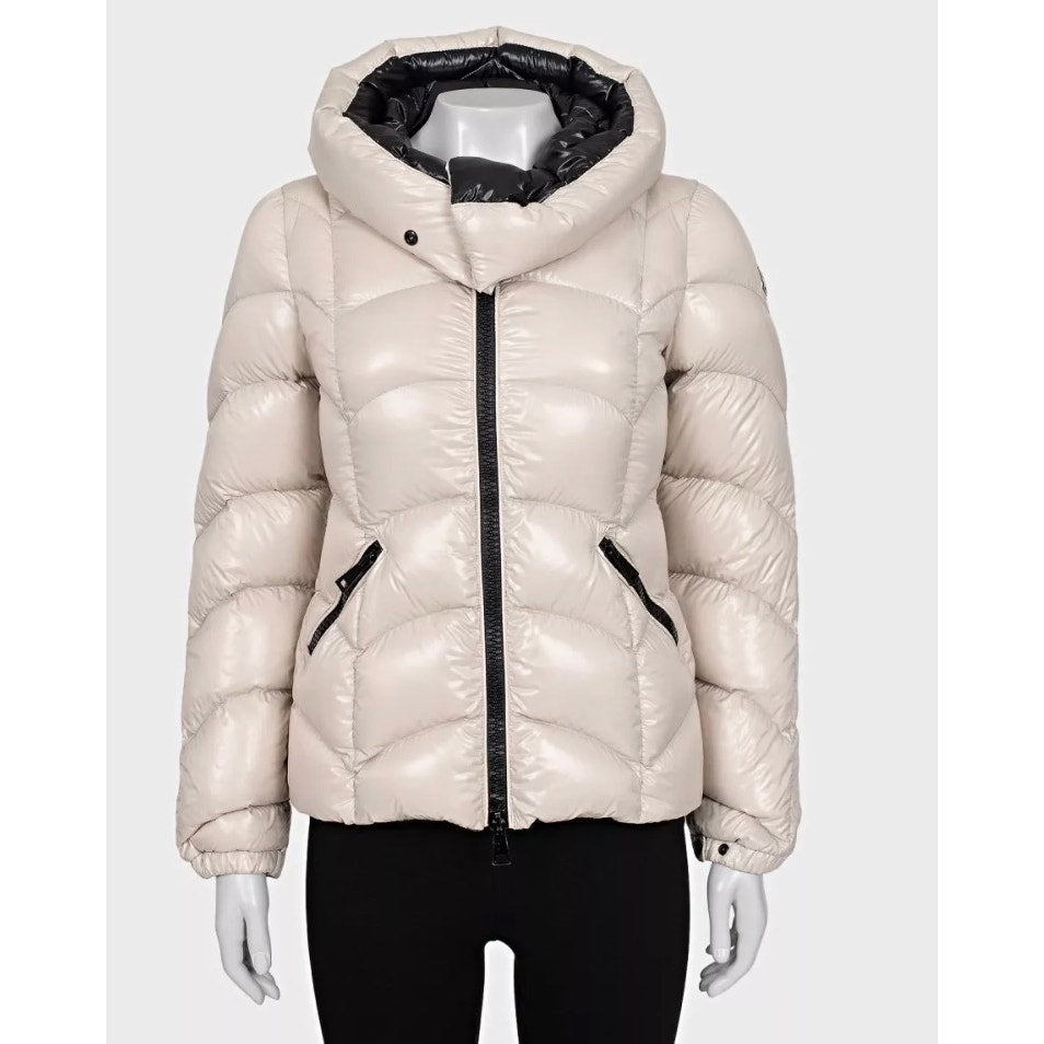 Moncler Women's White Down Puffer Jacket - US 0/XXS Pre-owned