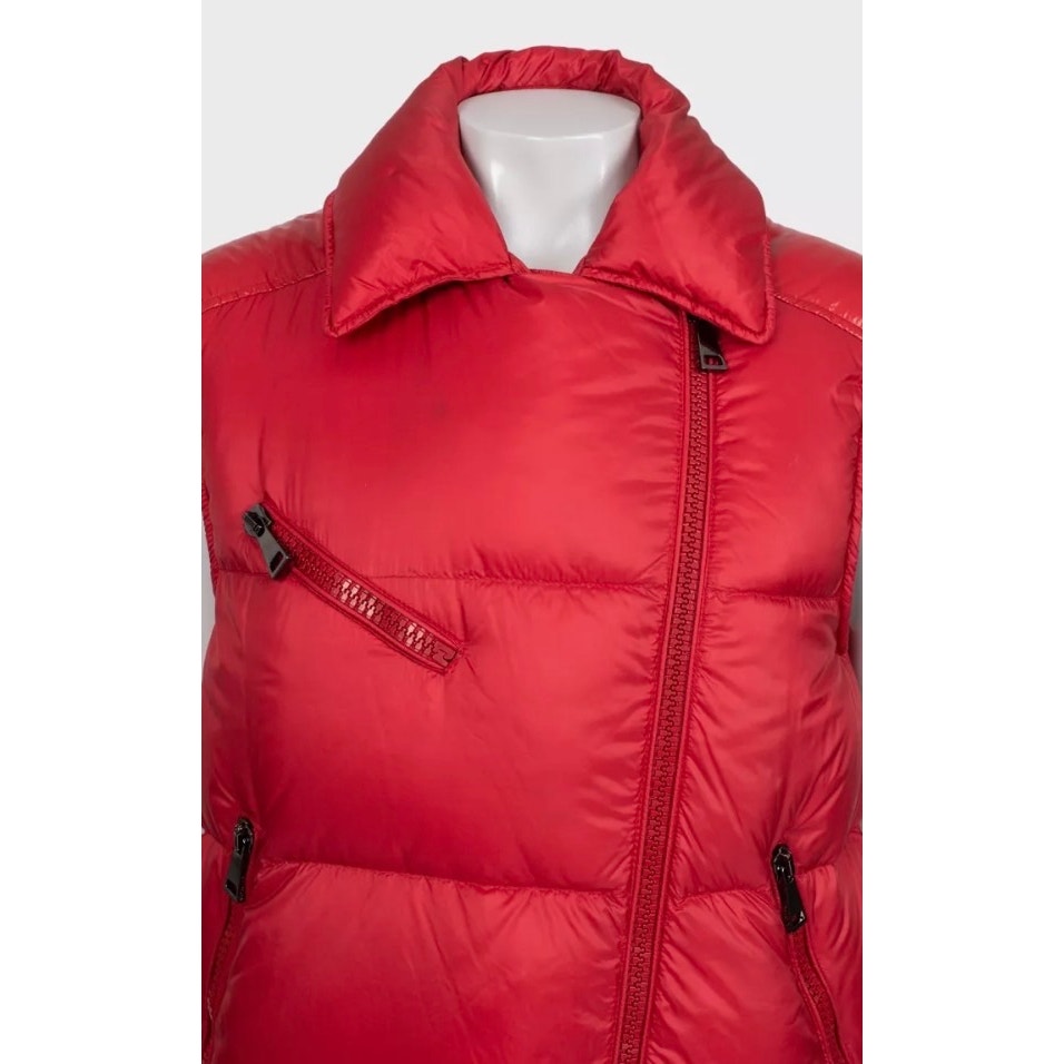 Moncler Red Quilted Down Puffer Vest Gilet - Size M Pre-owned