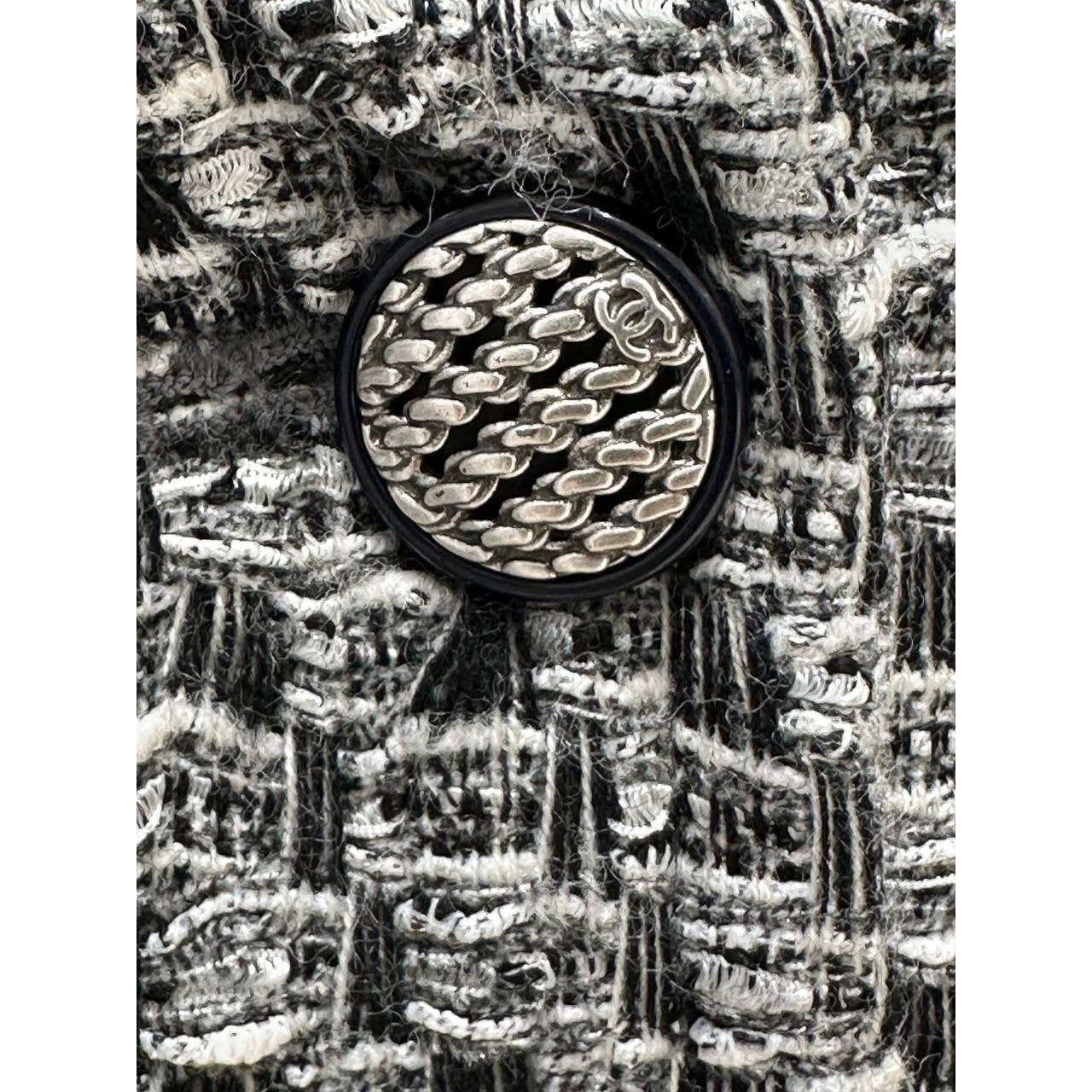 Chanel 2013 Black White Silver Lurex Tweed Jacket - Size S Pre-owned
