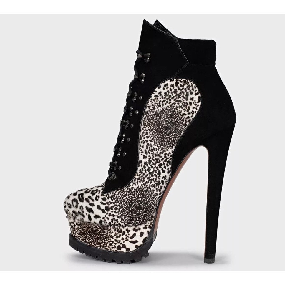 Alaïa Animal Pony Hair Suede Lace-Up Booties - EU 38.5 Pre-owned