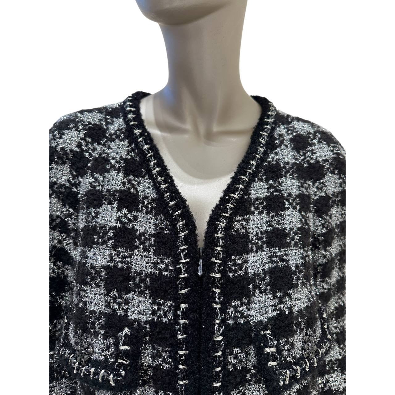 Chanel 2011 Runway Black & Silver Tweed Suit - Size 36 Pre-owned