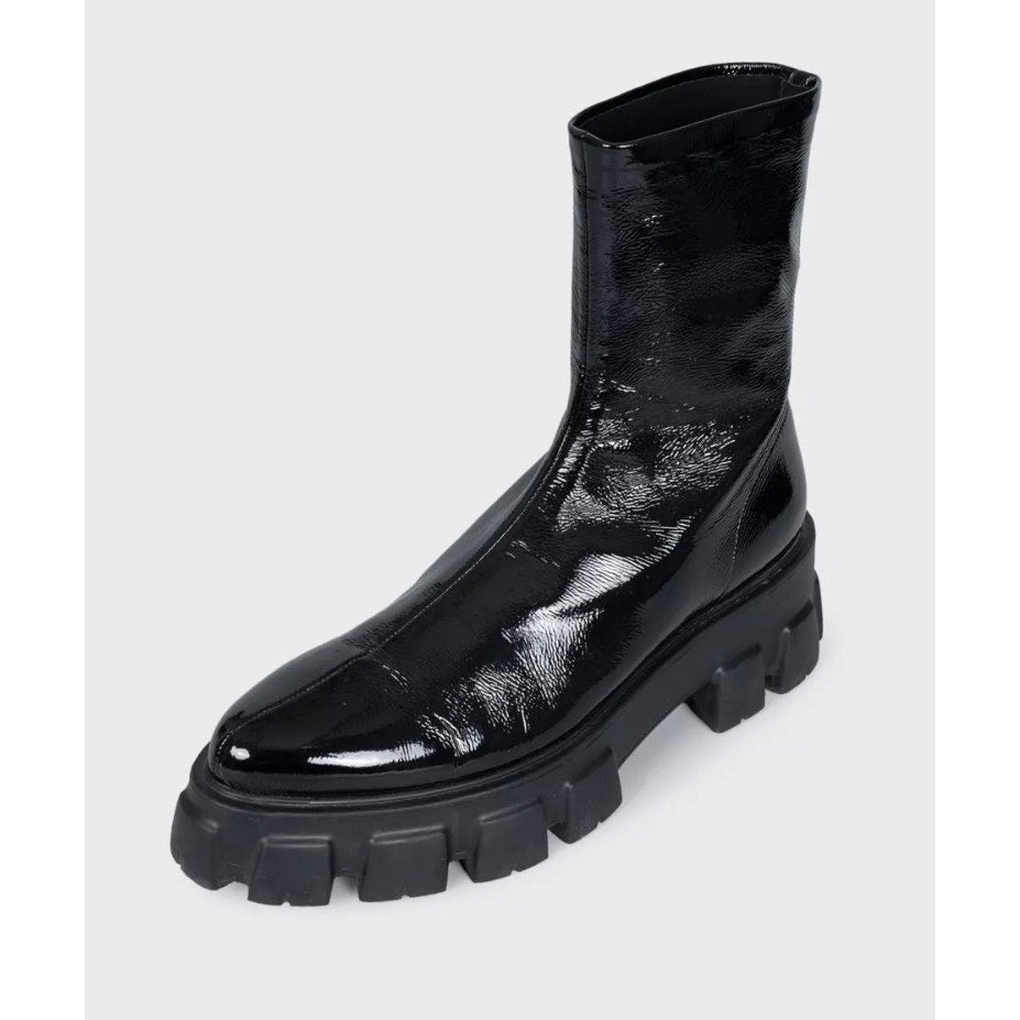 Prada Black Glossy Leather Ankle Boots - EU 39 Pre-owned