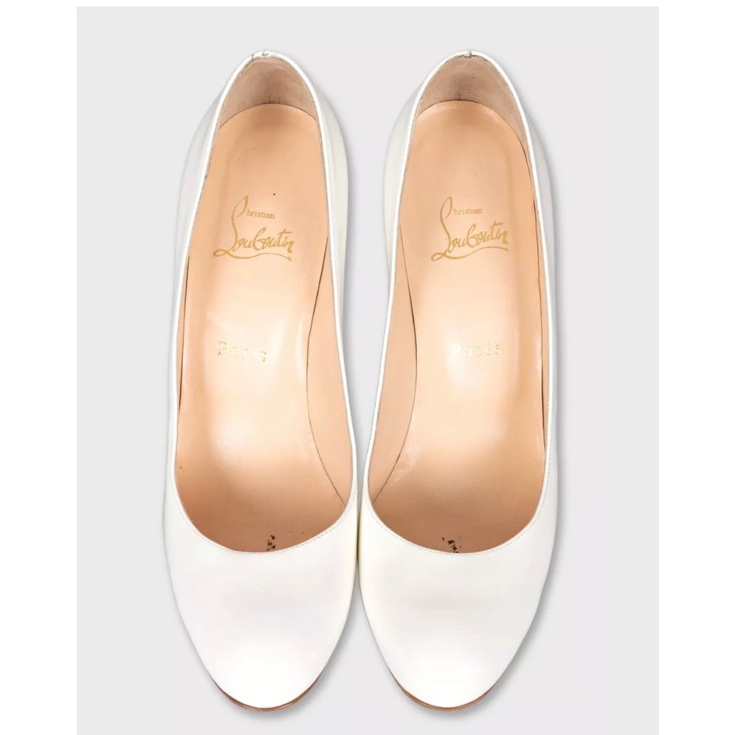 Christian Louboutin White Patent Leather Round-Toe Pumps Sz.39 Pre-owned