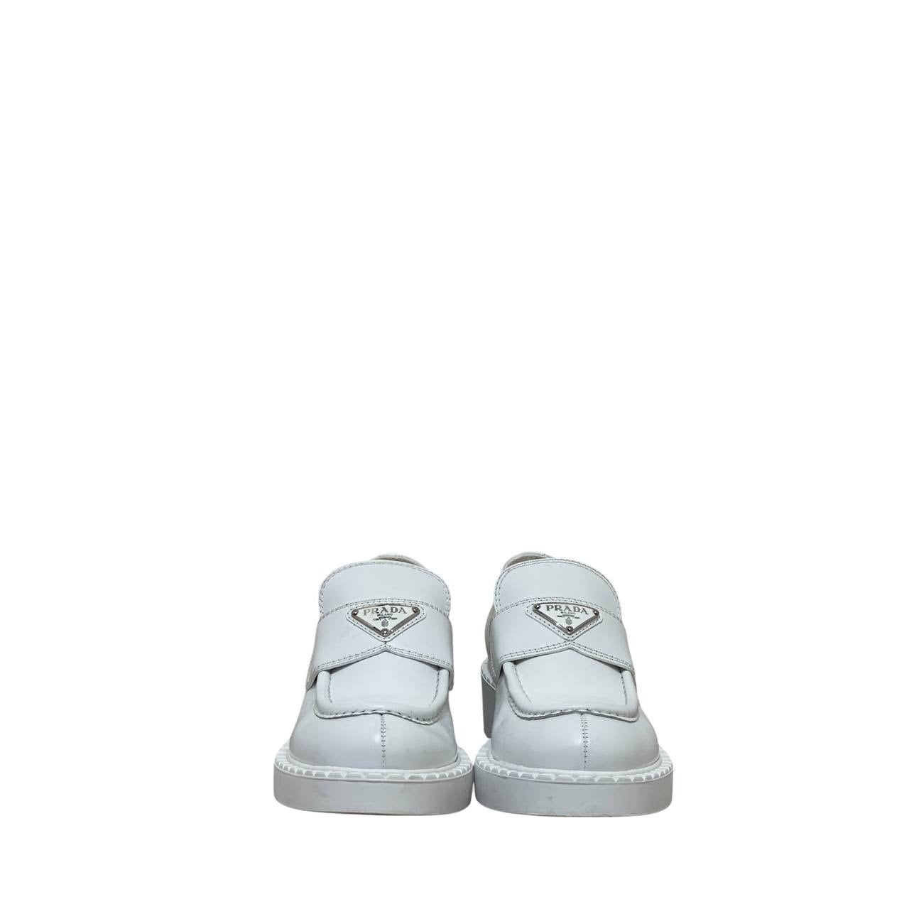 Prada White Leather Platform Oxfords - Women's Size 38.5 pre-owned