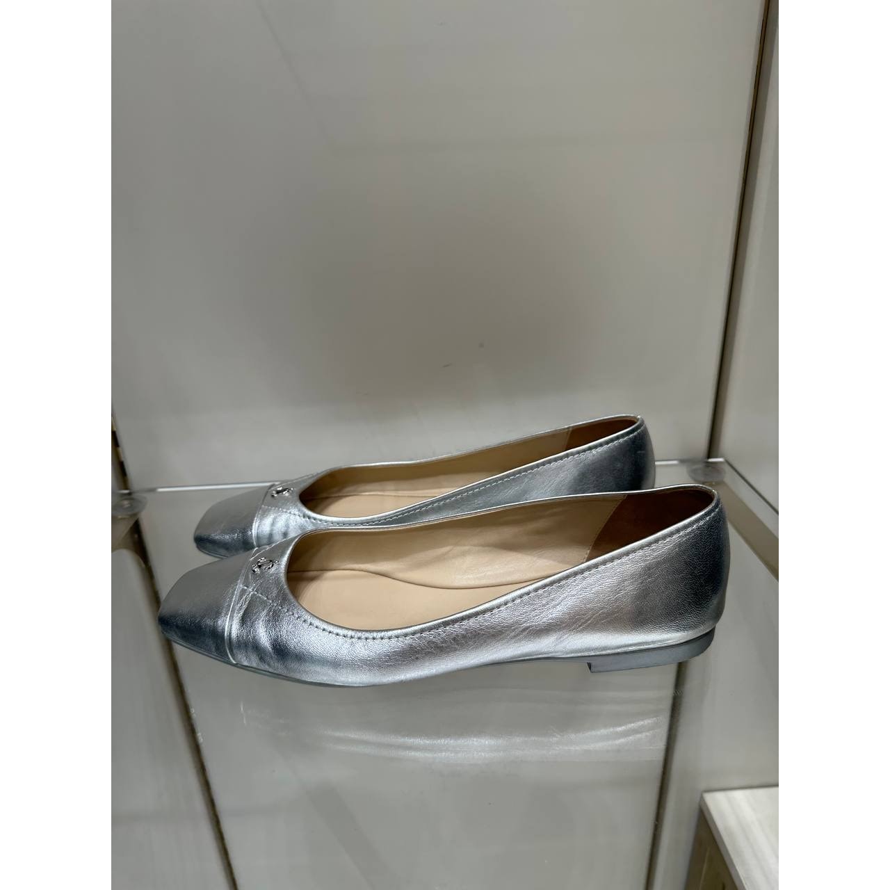 Jimmy Choo Silver Metallic Leather Ballet Flats Sz.40 Pre-owned