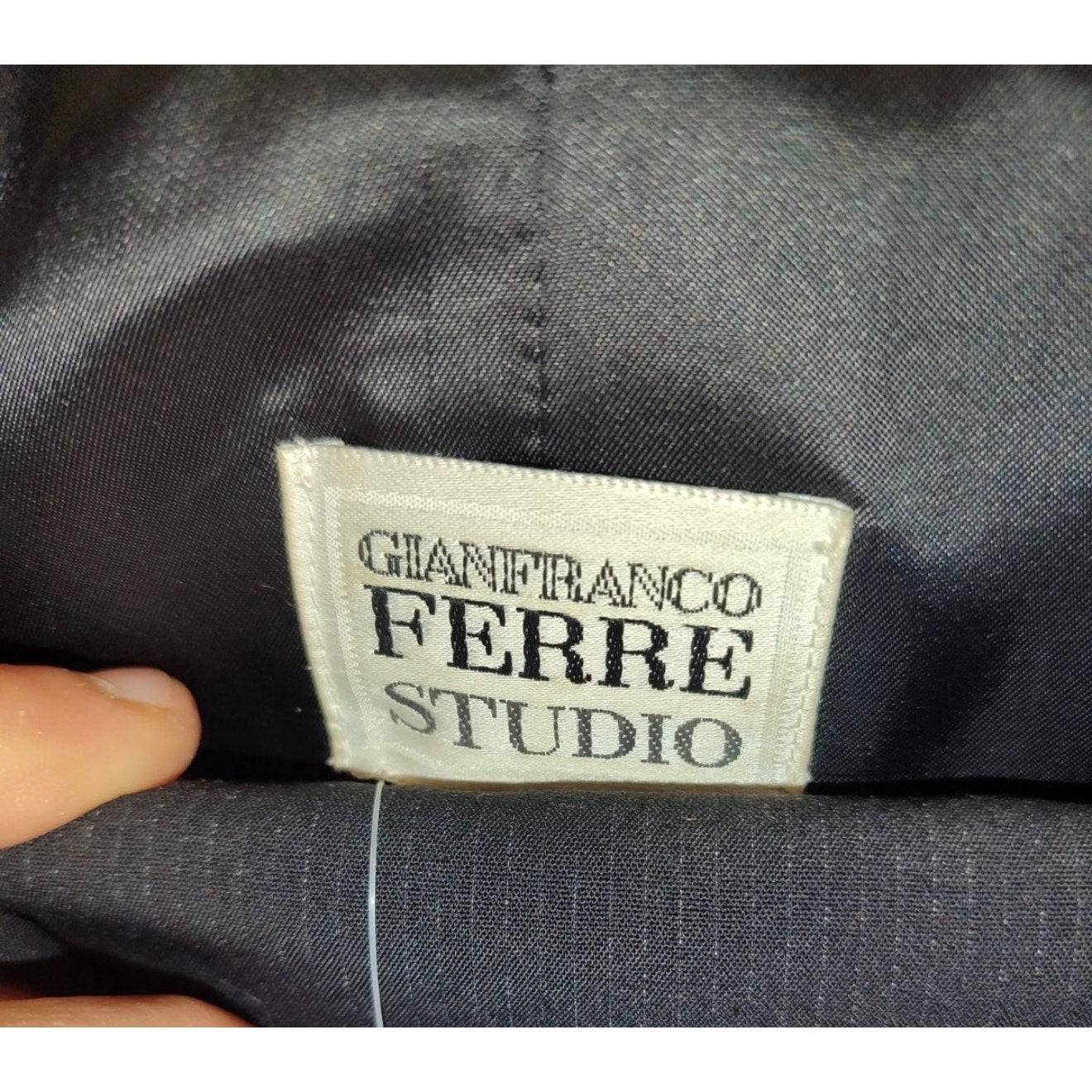 Gianfranco Ferre Black Striped Wool Suit Sz.42/L pre-owned
