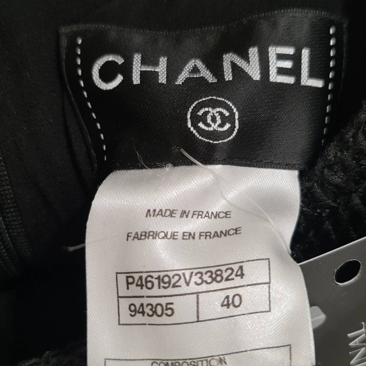 Elegant Chanel Black Tweed Skirt Suit - Sz 38/40 Pre-owned