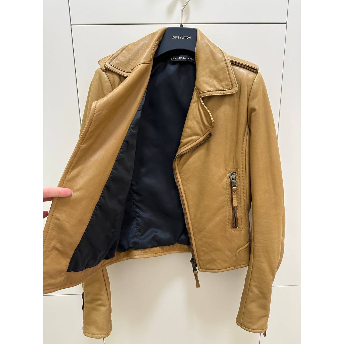 Balenciaga 2009 Tan Khaki Lamb Leather Biker Jacket Sz.40 Pre-owned