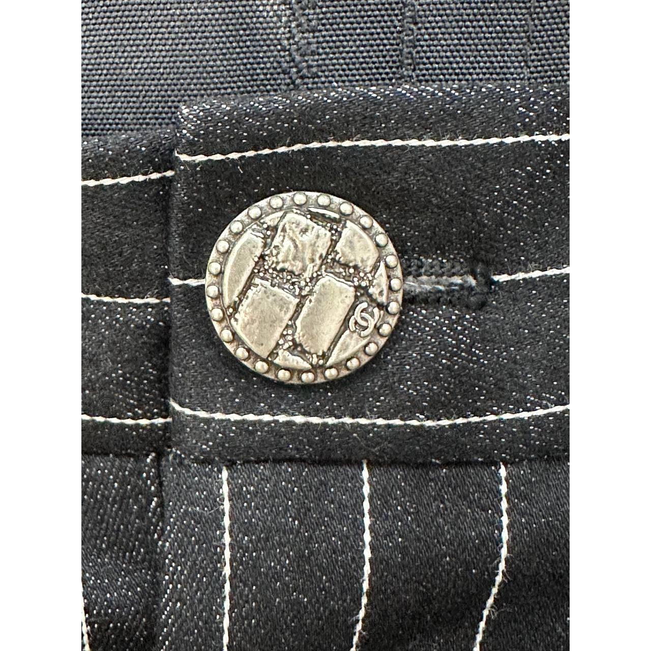 CHANEL 2023 Black White Striped Wide Leg Jeans Sz. 42 Pre-owned