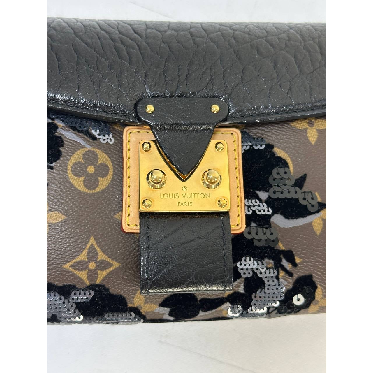Louis Vuitton Limited Edition Fleur de Jais Clutch pre-owned