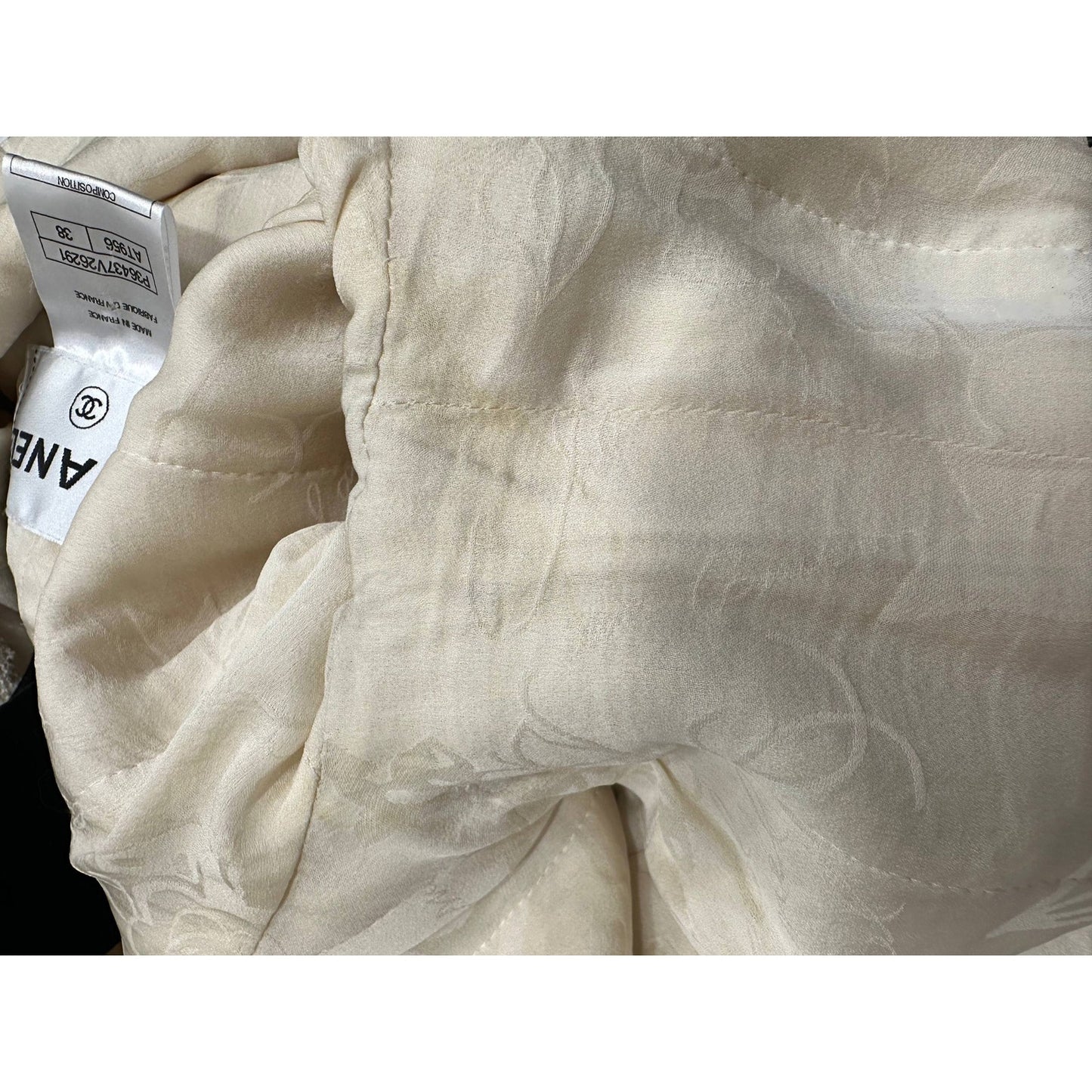 Chanel Camellia Cream Tweed Jacket Sz.38 pre-owned