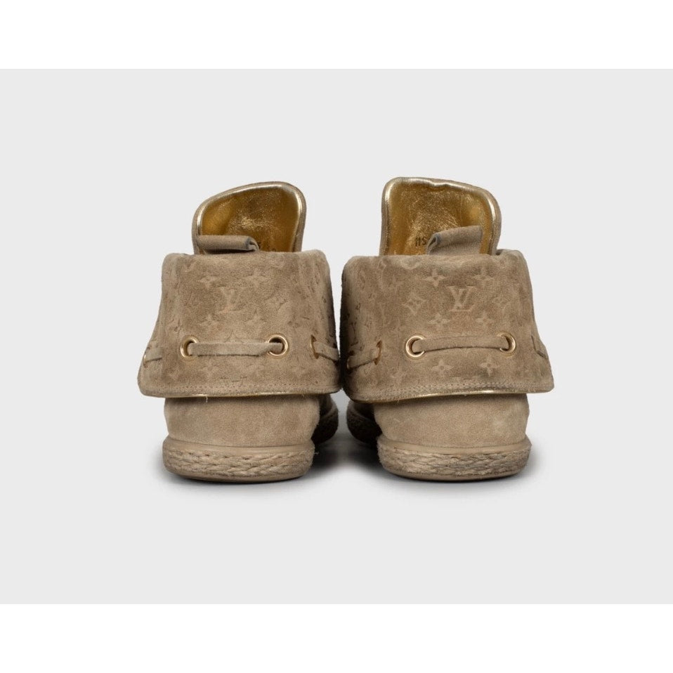 Louis Vuitton Beige Suede Empreinte Lace-Up Booties - 38 pre-owned