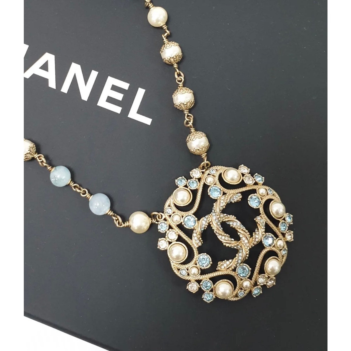 Chanel B19 Aquamarine Resin & Pearls Necklace Pre-owned
