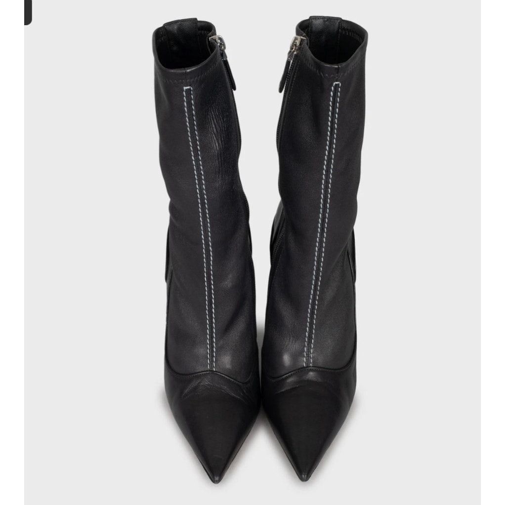 Christian Dior Black Leather Pointed Ankle Boots - EU 39.5 Pre-owned