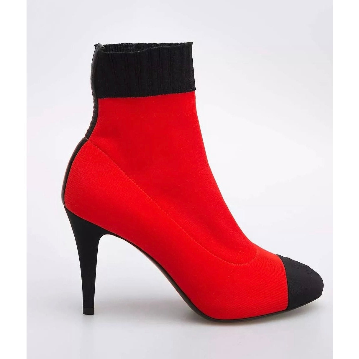 NWOB Chanel 2019 Red & Black Knit Sock Booties, Size 41 pre-owned