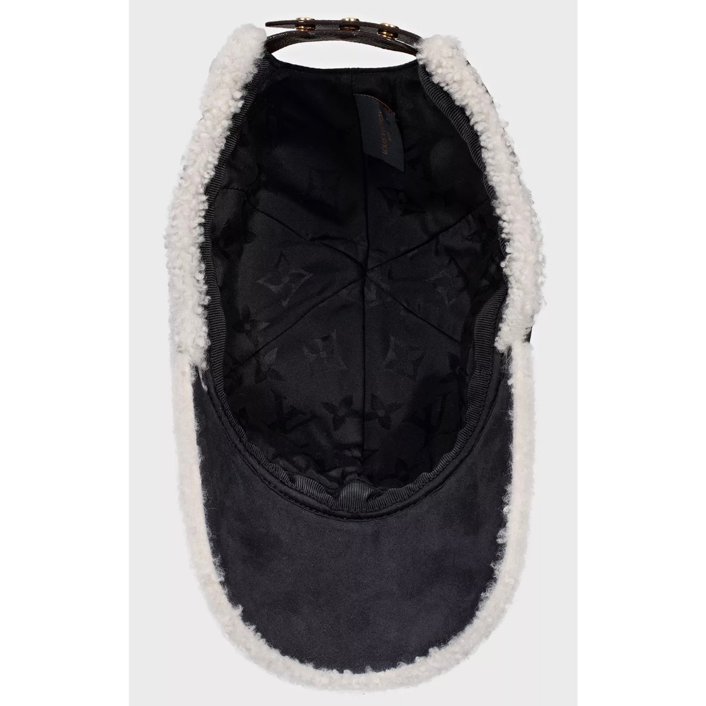 Louis Vuitton Lambskin Cap and Glove Set - Size M Pre-owned