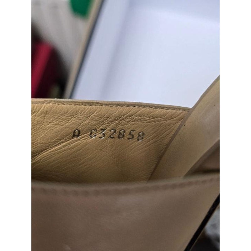 Chanel Beige & Black Leather Mules Size 40 Pre-owned