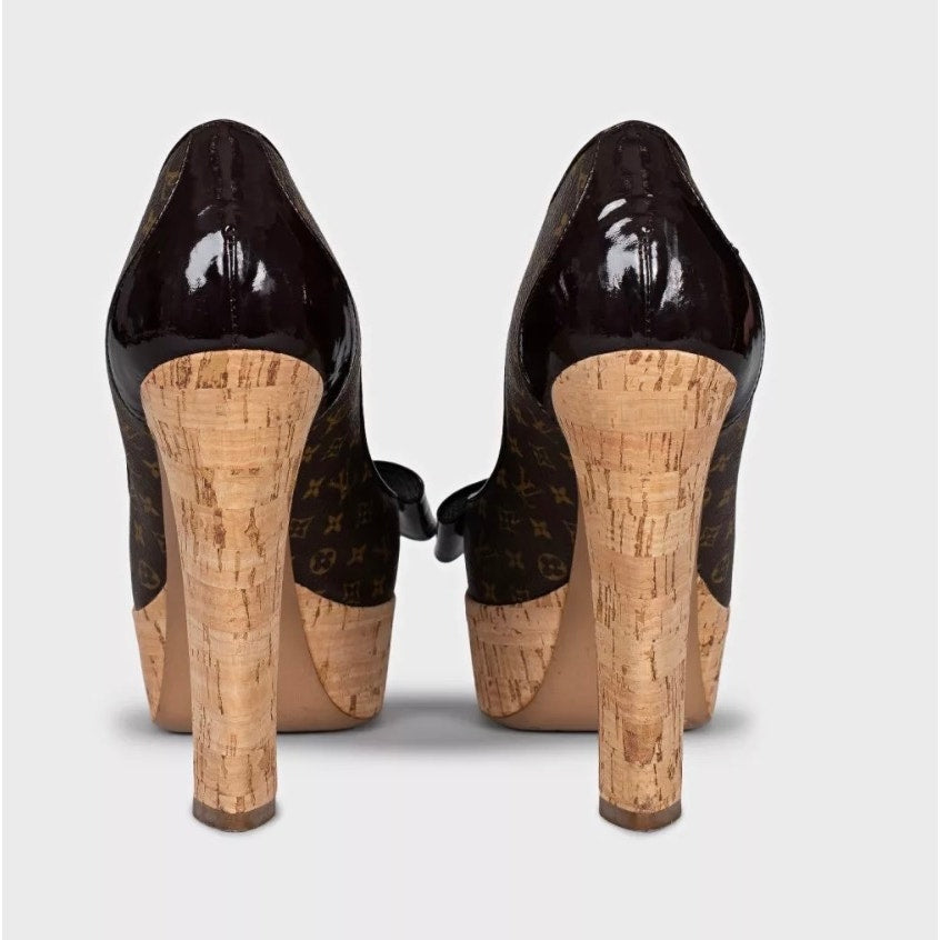 Louis Vuitton Monogram Canvas Pumps Size 39  Pre-owned