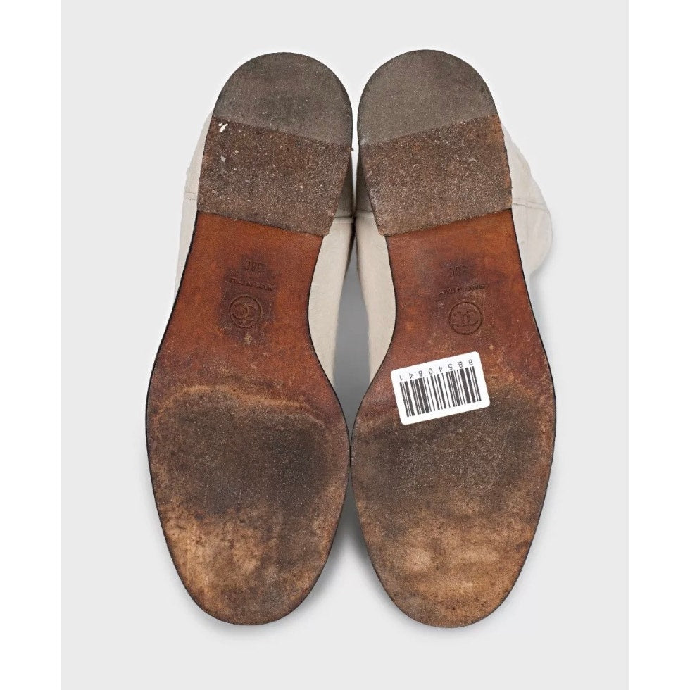 Elegant Chanel White Textured Leather Logo Boots - EU 38 Pre-owned