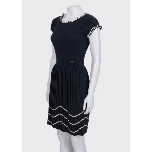 Chanel Fitted Wool Dress Black Fall 2007 Sz.36 Pre-owned