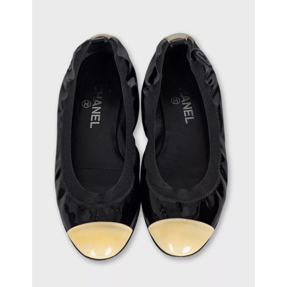 Chanel Black Patent Leather Ballerina Flats - Size 39.5 pre-owned