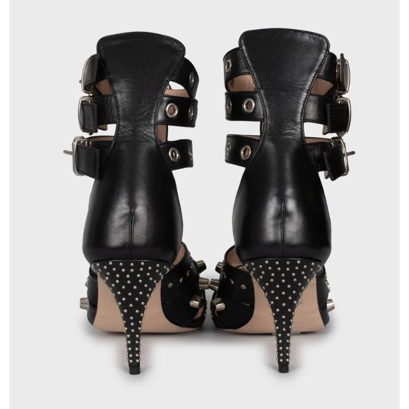 NWB Elegant Gucci Black Leather Studded Wedge Heels Sz. 39 Pre-owned