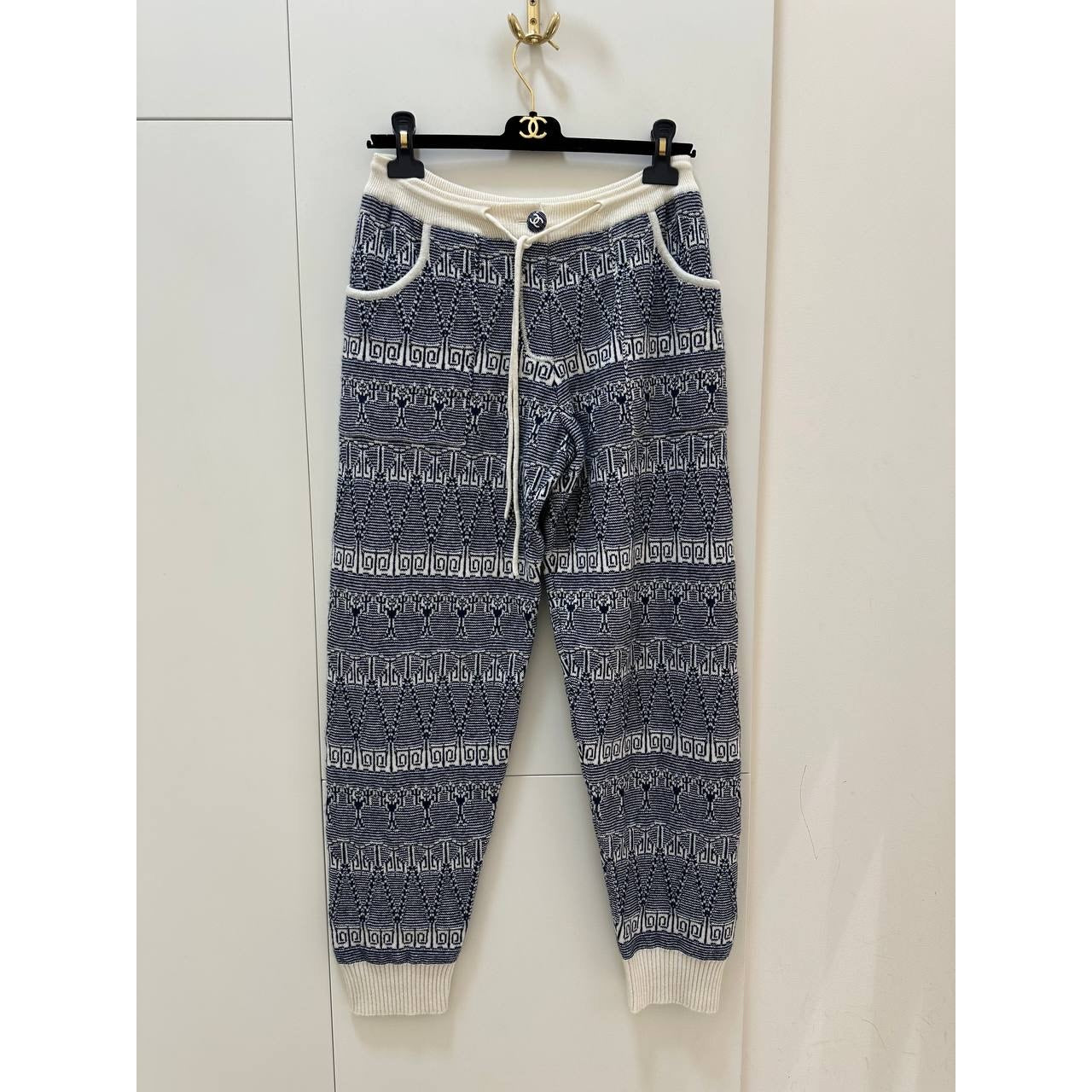 Chanel Cashmere Knit Set Sz.38 Pre-owned