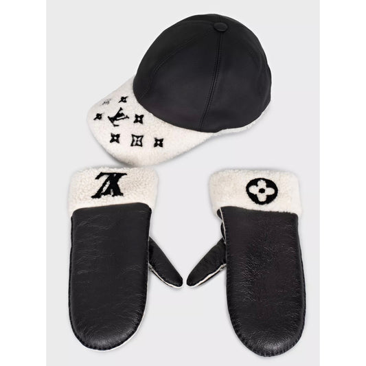 Louis Vuitton Lambskin Cap and Glove Set - Size M Pre-owned