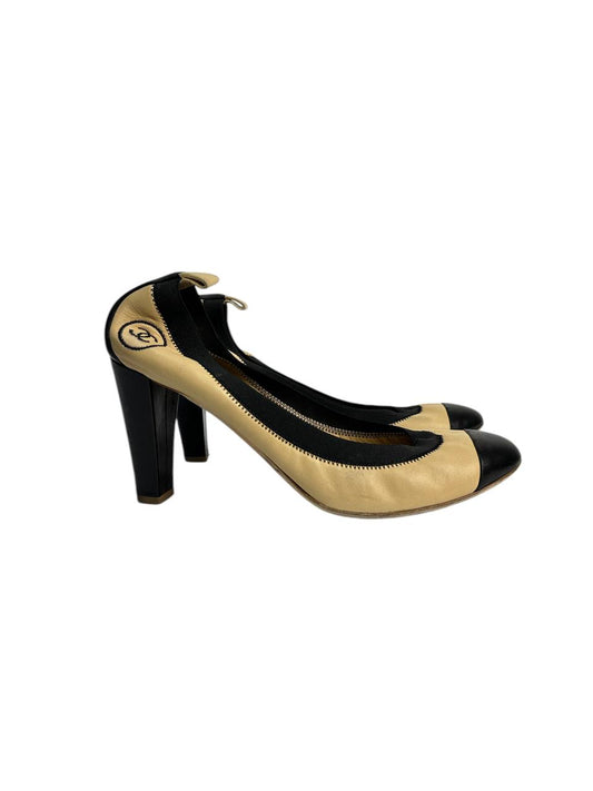 Two-Tone Round-Toe Pumps with Straight Heel