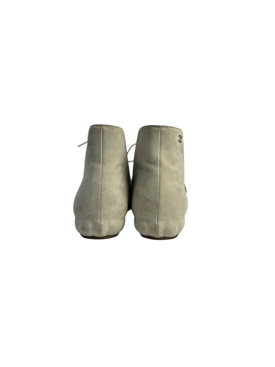 Suede Lace-Up Boots with Contrasting Toe Cap