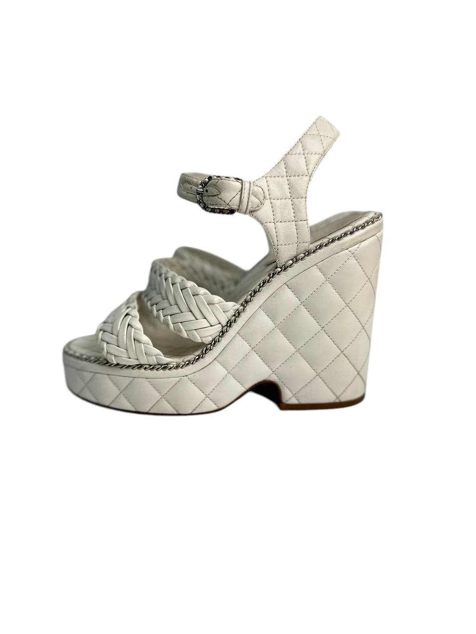 Braided volume and signature quilting