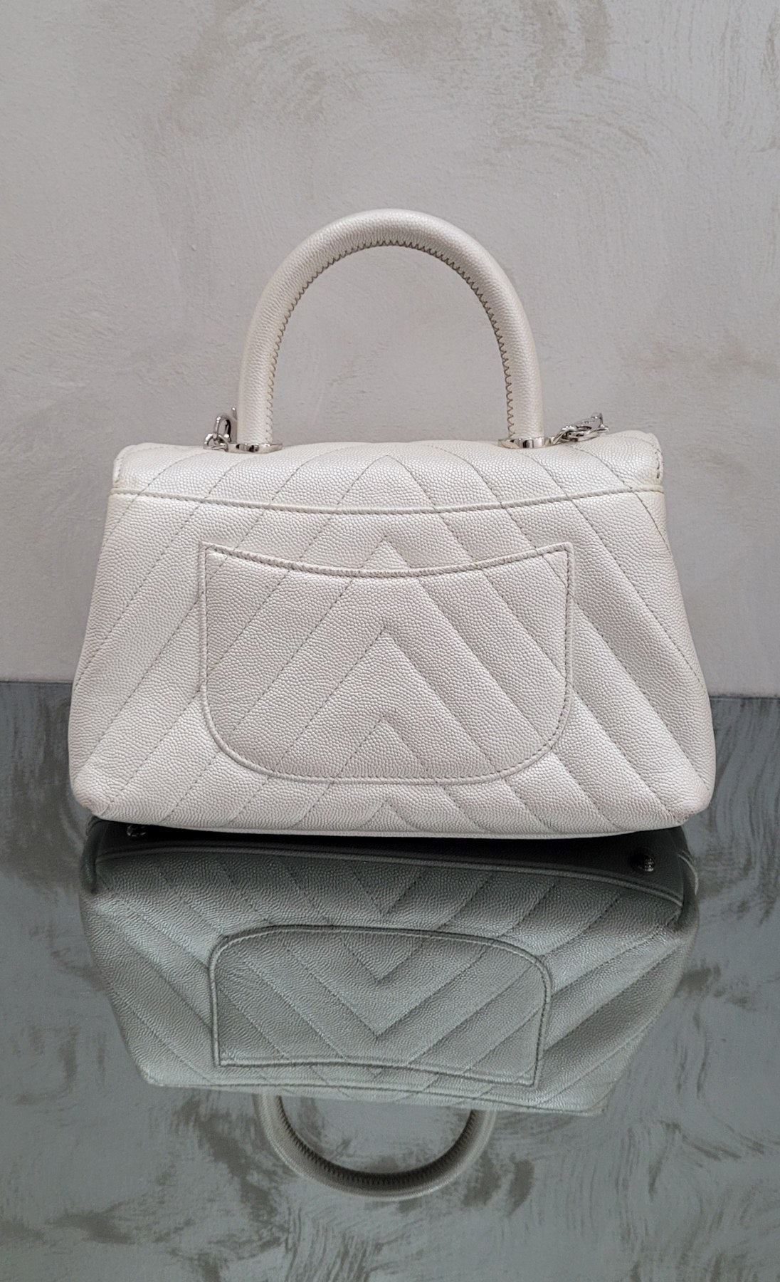 Chanel Small 24cm Coco Handle in Chevron Quilted Pearly White Caviar Bag Pre-Owned