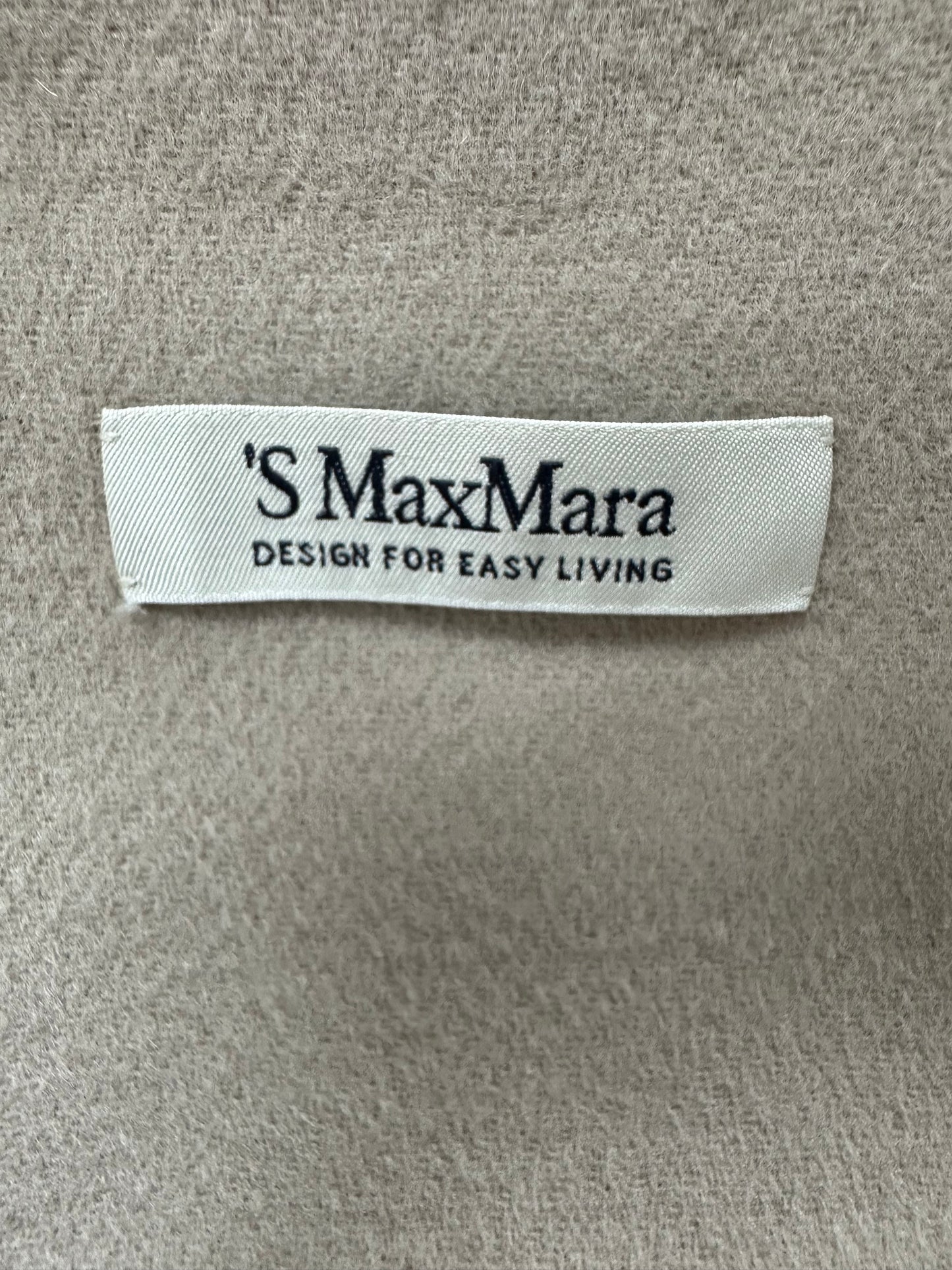 Virgin wool coat with belt