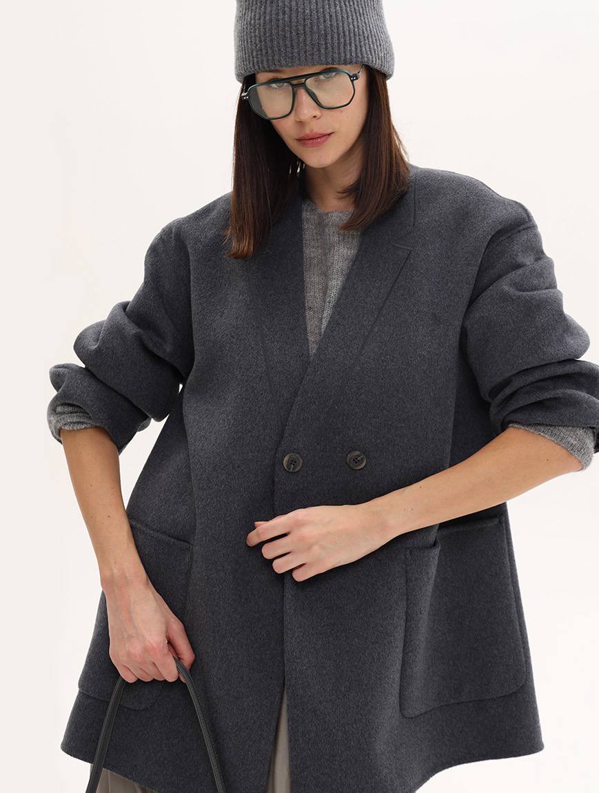 Grey coat with cashmere
