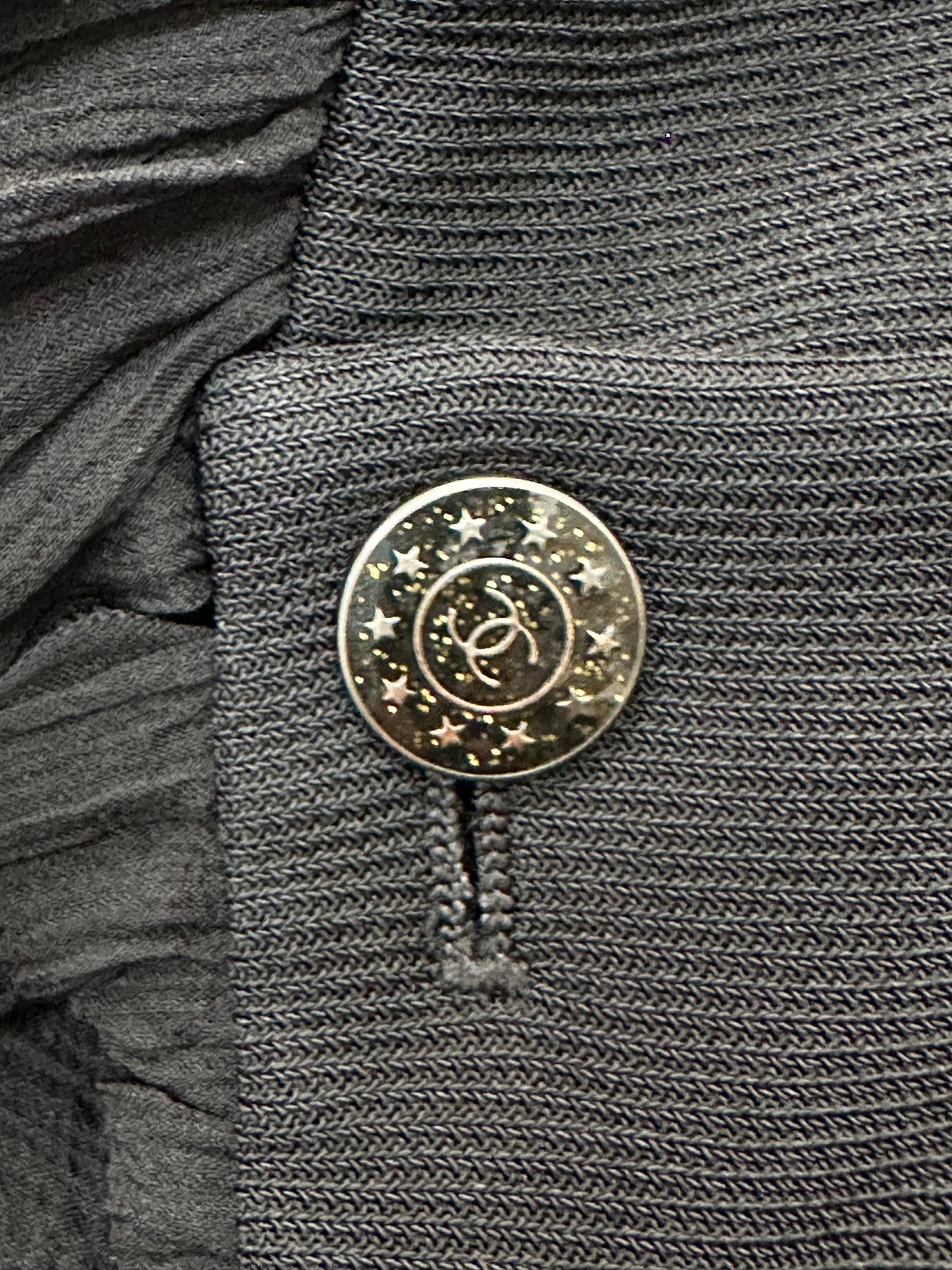 Silk pleated dress with flower belt