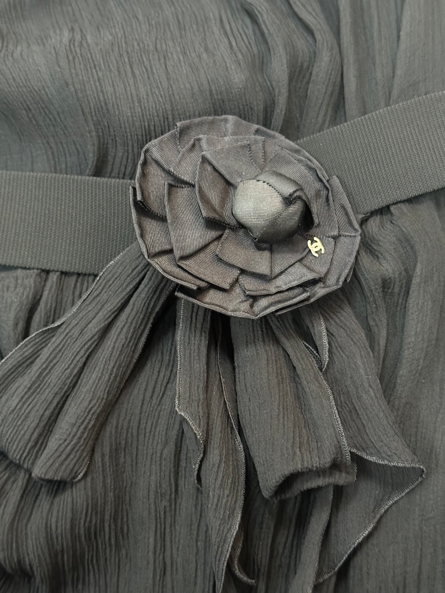 Silk pleated dress with flower belt