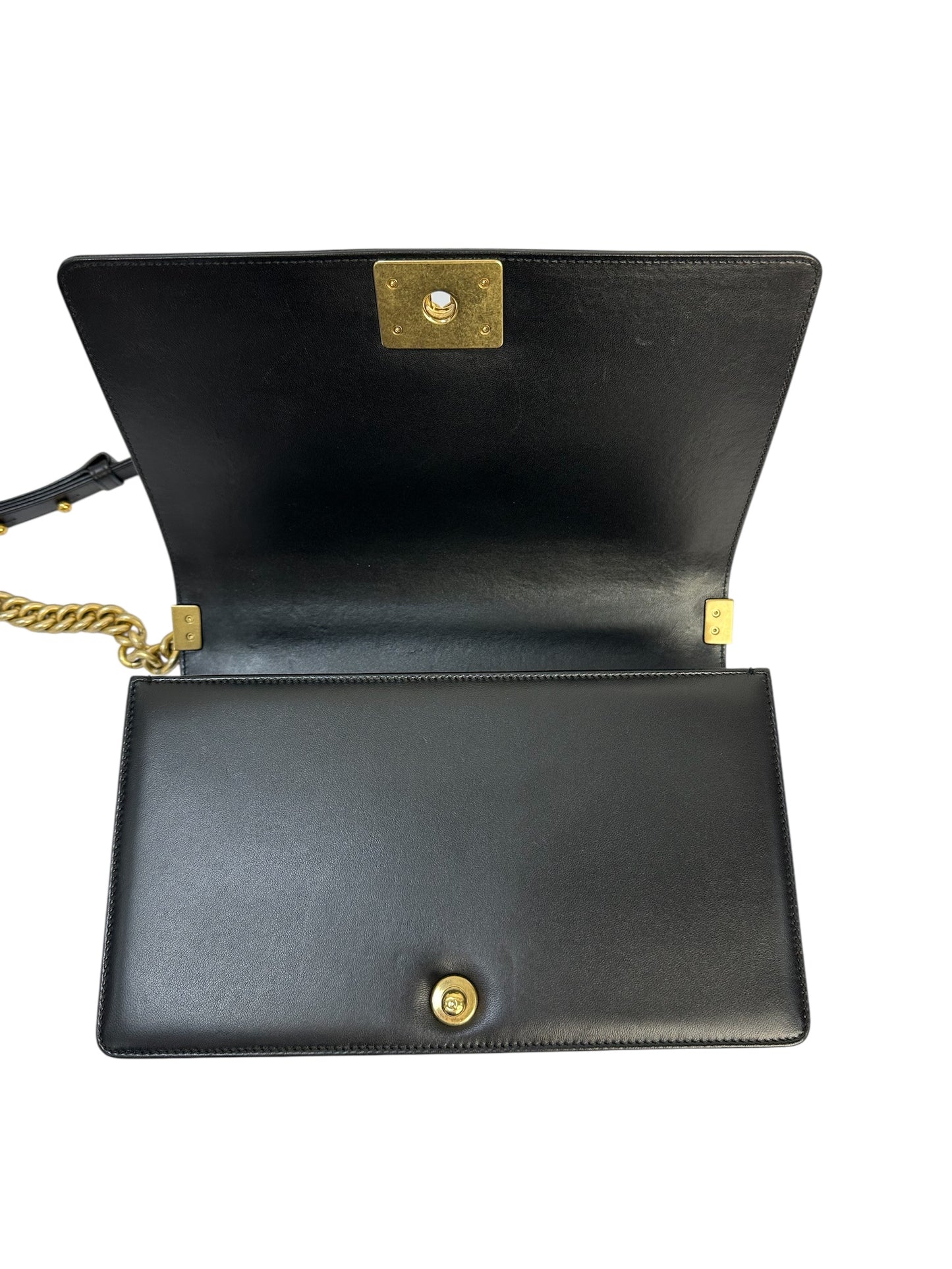 Boy bag in genuine leather with chain strap